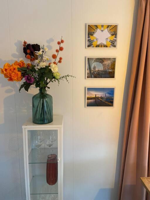 Unieke Woonark Met Privetuin En Free Parking. Apartment Rotterdam Bagian luar foto